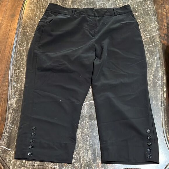 DRESS Barn Dress Capris 12 - Picture 1 of 8